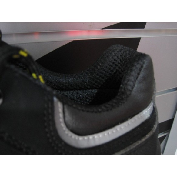 CALÇAT GOODYEAR G8000 NOBUCK NEGRE S3 SRC