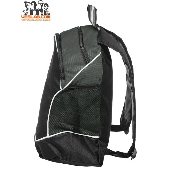 BASIC BACKPACK CLIQUE