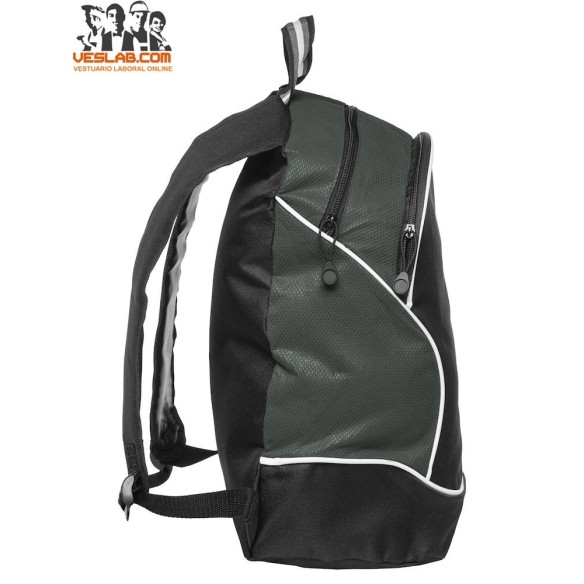 BASIC BACKPACK CLIQUE