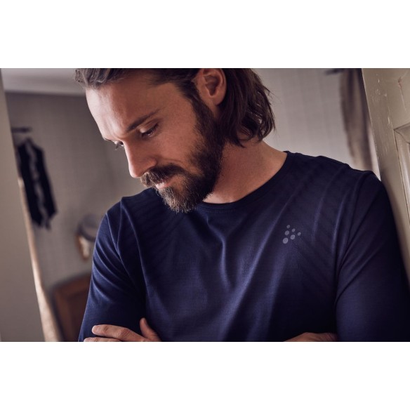 camiseta térmica craft fuseknit comfort 19