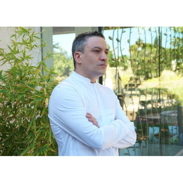 Chef jacket cut style shirt