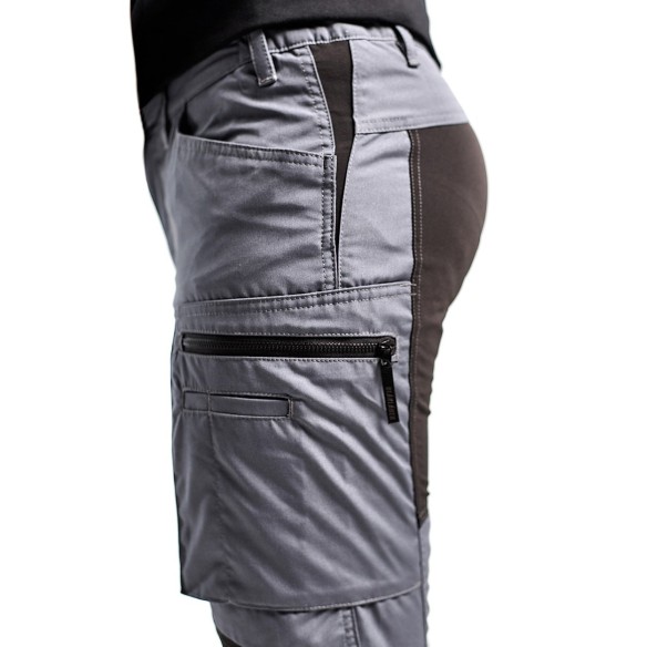 Service and maintenance pants. Blaklader distributor.