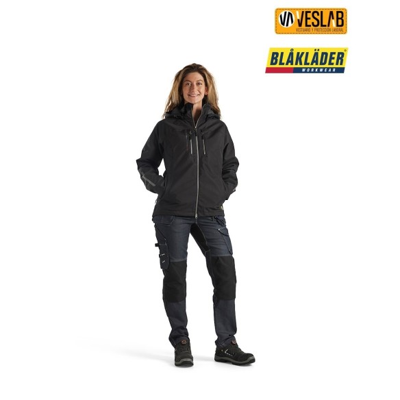 chaqueta forrada ligera y funcional para mujer 5