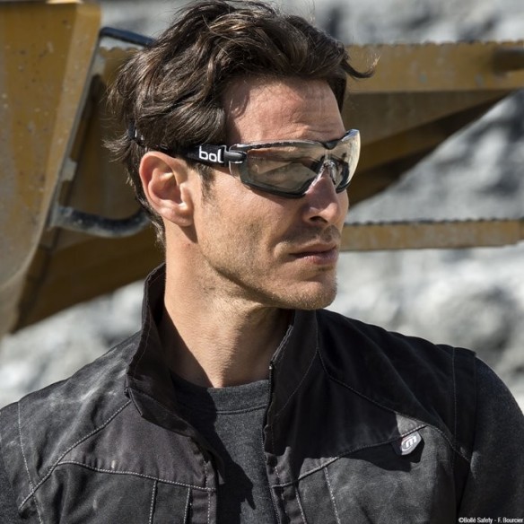 BOLLÉ COBRA GLASSES