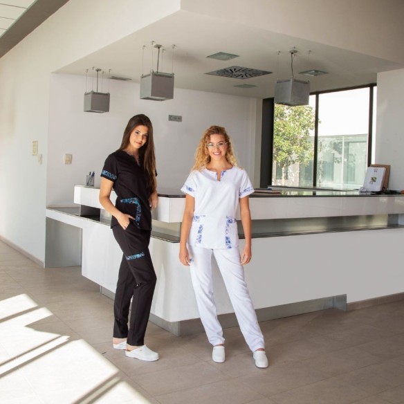 Microfiber pants with pockets for women | Gary's Uniforms | veslab