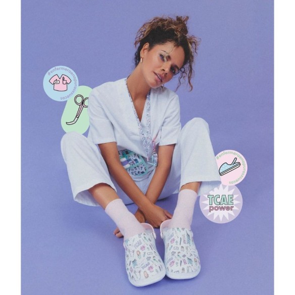 TCAE Medical Clogs | Enfermera en apuros x Suecos®