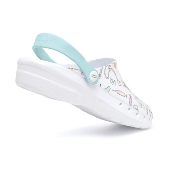Zuecos Sanitarios Aquamarine | Enfermera en apuros x Suecos®