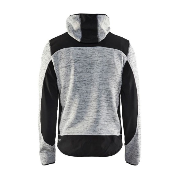 Robe Tricotée a Capuche