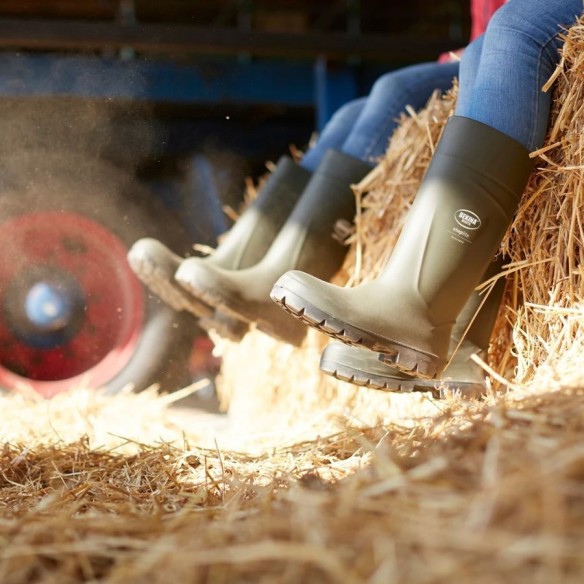 Steplite EasyGrip S4 Agricultural Boots | Bekina Boots | Veslab