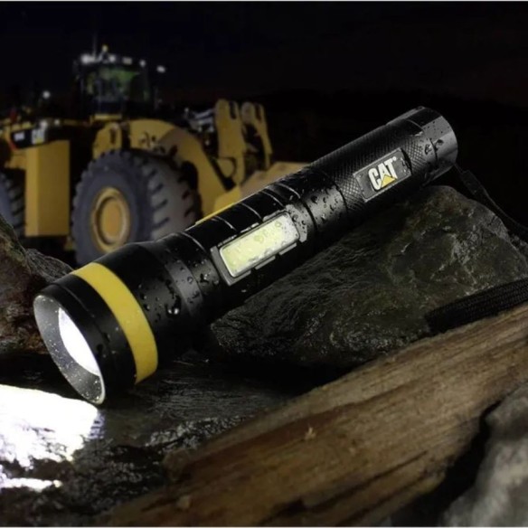 Lampe tactique rechargeable CT6215 | CAT | Puissante et robuste