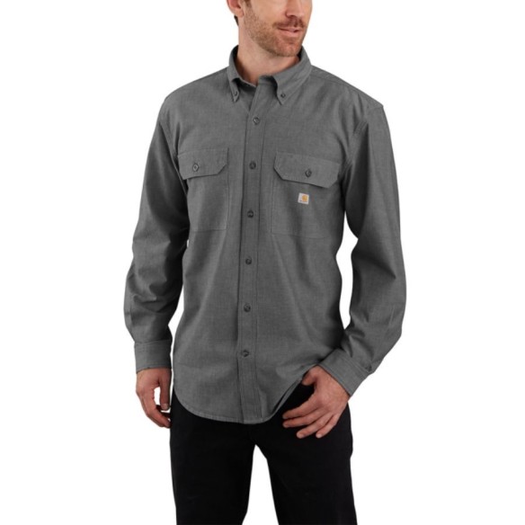 Chemise Carhartt à manches longues en chambray, 100 % coton, coupe ample, poches à rabat et poignets ajustables. Confort et styl