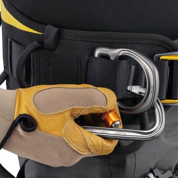 Petzl ASTRO® harness 8