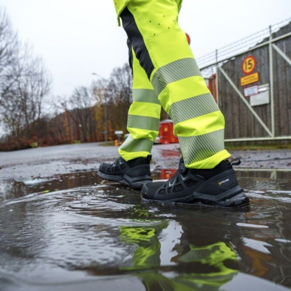 Waterproof safety shoes ORYX LOW CUT S7S | PROJOB | Veslab