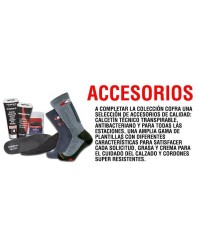 Semelles et des accessoires