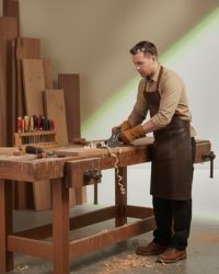 CABINETMAKER